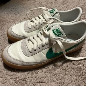 Nike skateboarding shoes